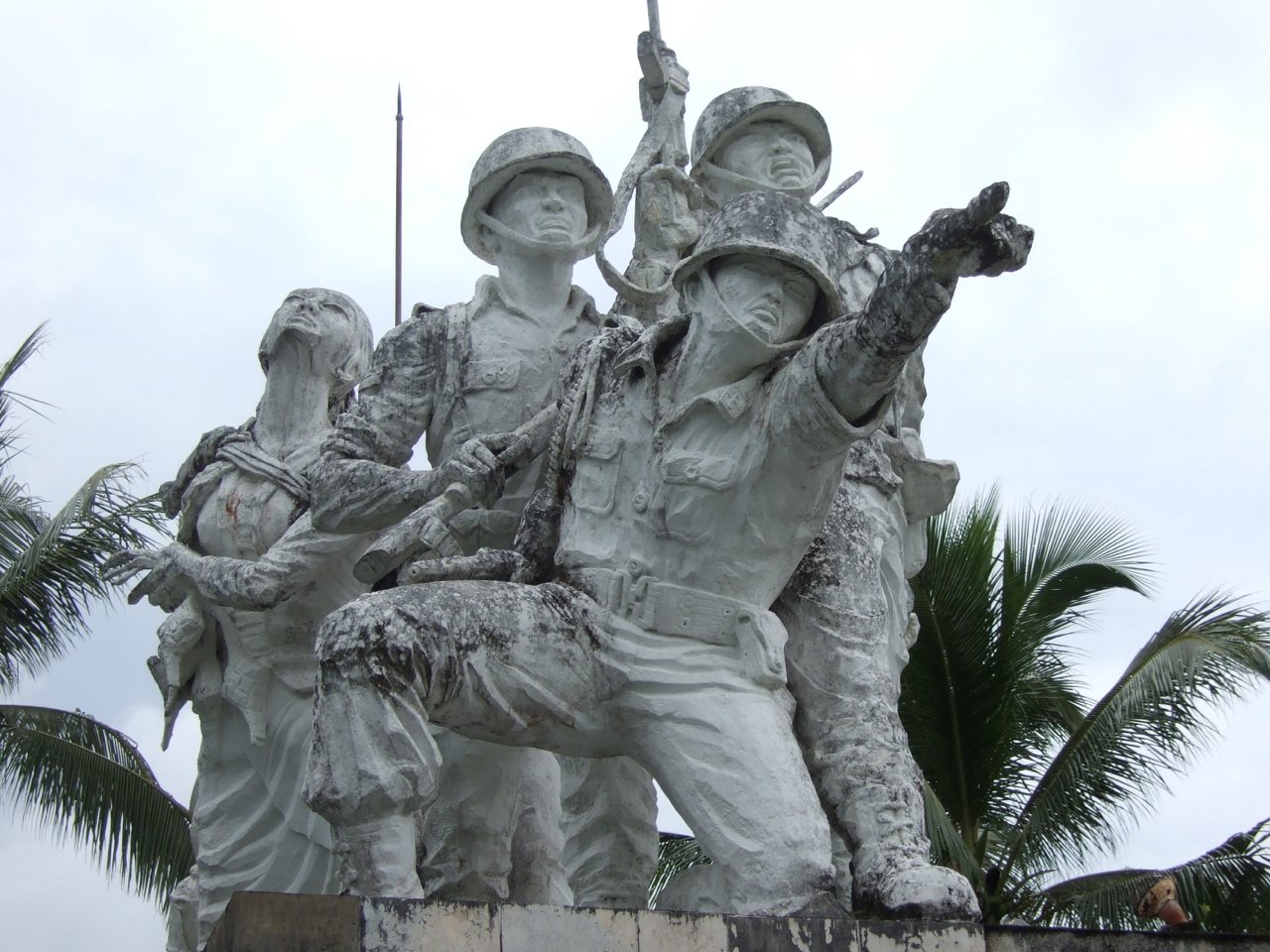 Trisula Monument South Blitar